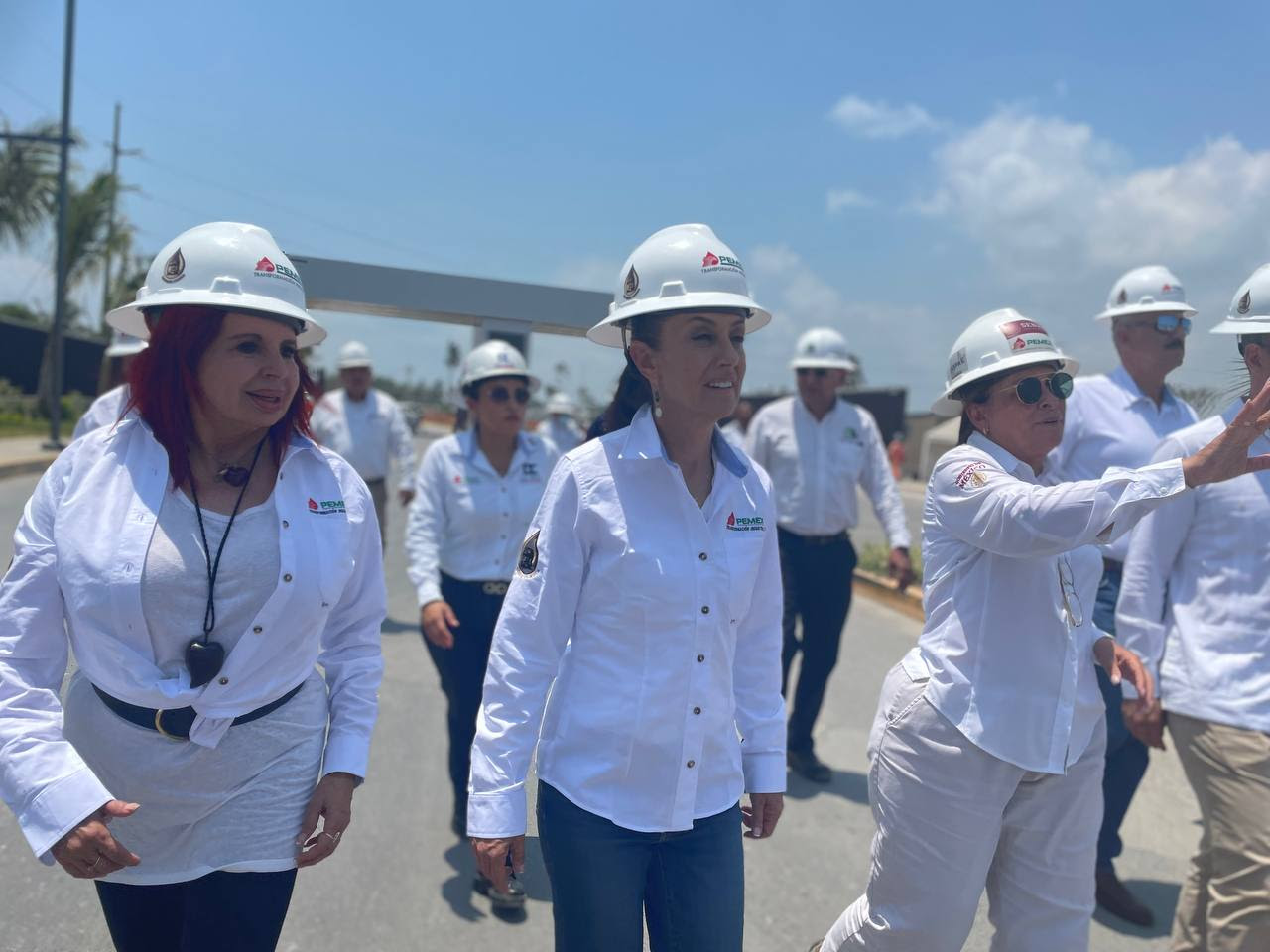 Sheinbaum se va de gira, ya anda de campaña