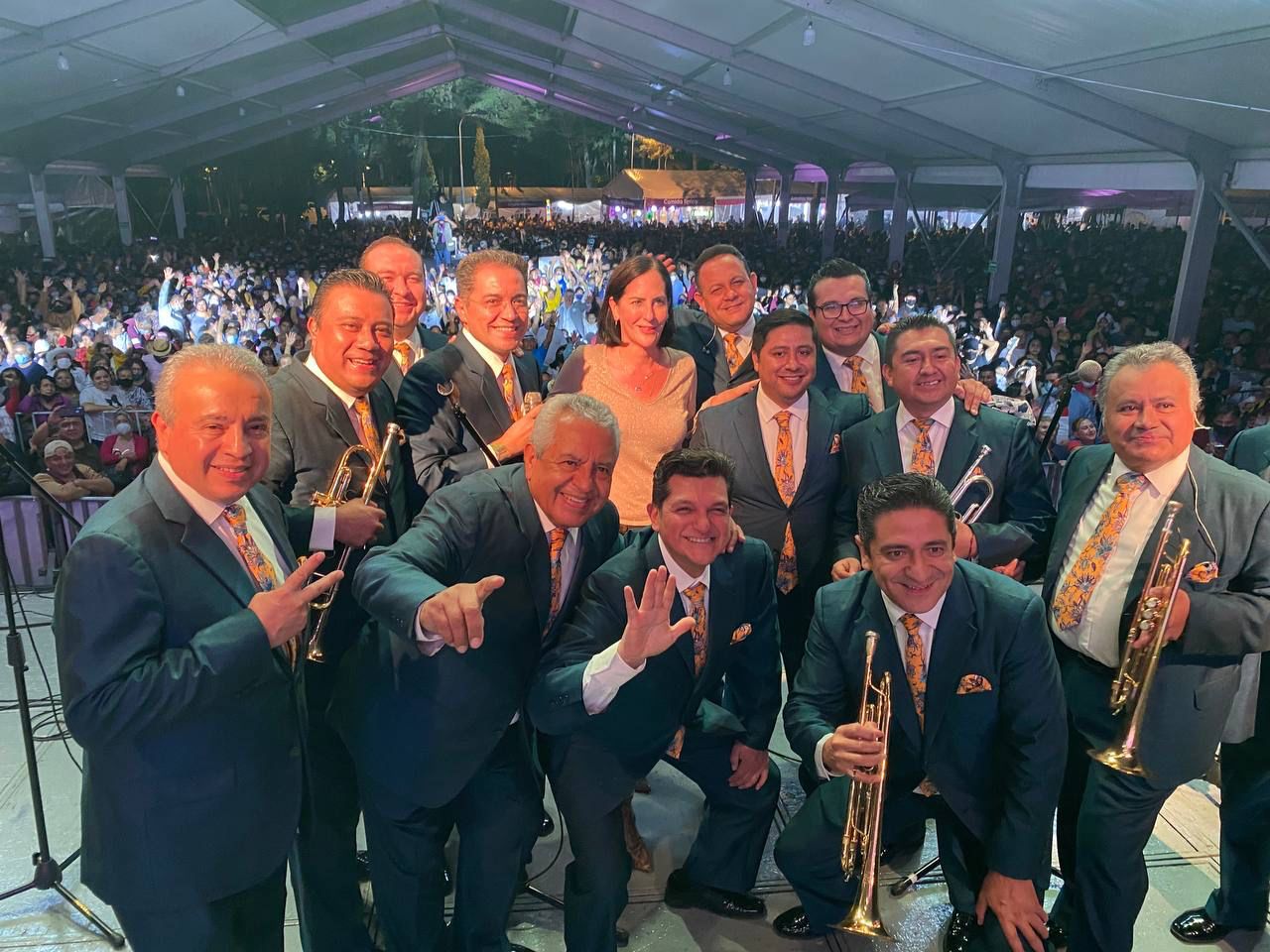 Más de 4 mil personas disfrutaron a la Sonora Santanera en Álvaro Obregón