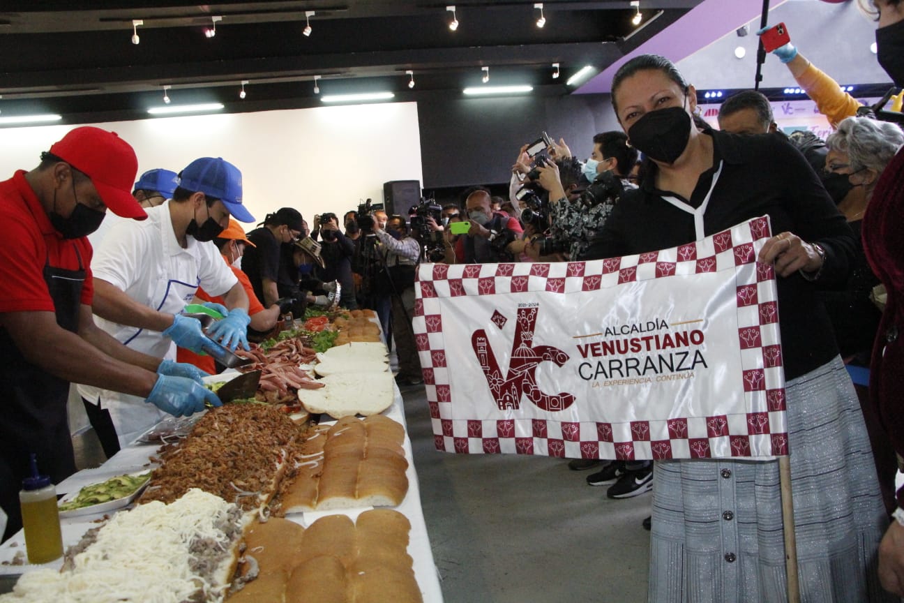 ¿Cuántas joven? Llega la Feria de la Torta a Venustiano Carranza