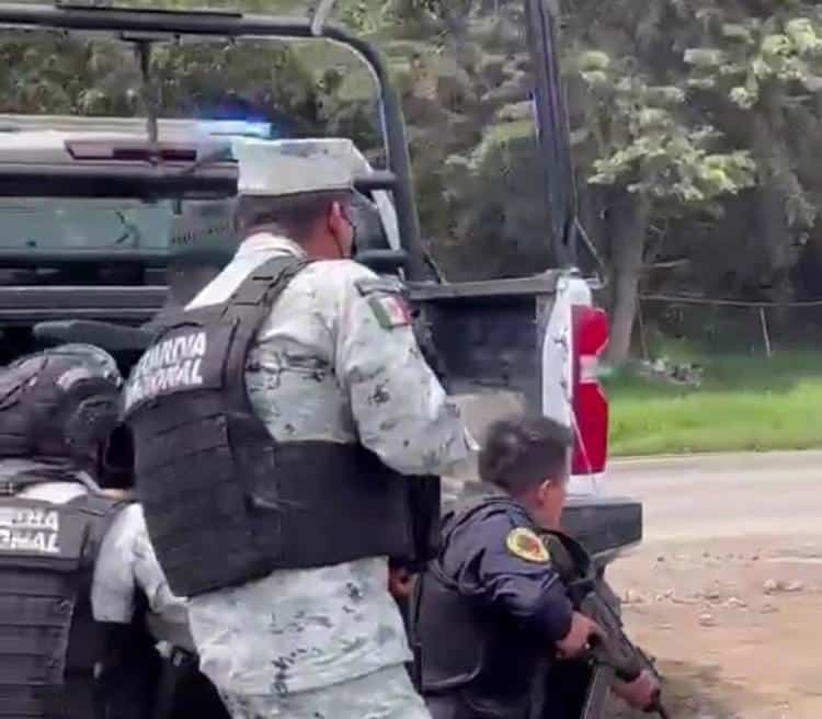 Decomiso de fuerte arsenal y dos personas liberadas deja enfrentamiento en Topilejo