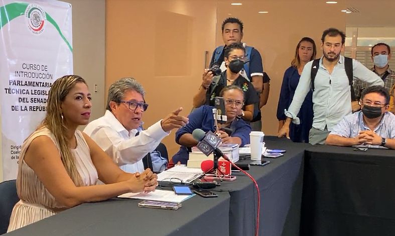 «Le conviene a AMLO que yo sea presidente»: Ricardo Monreal