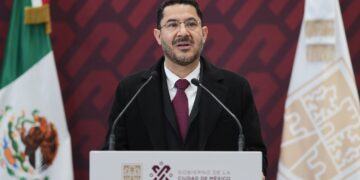 Para "combatir la corrupción inmobiliaria", el Jefe de Gobierno CDMX retira el PGD y PGOT del Congreso