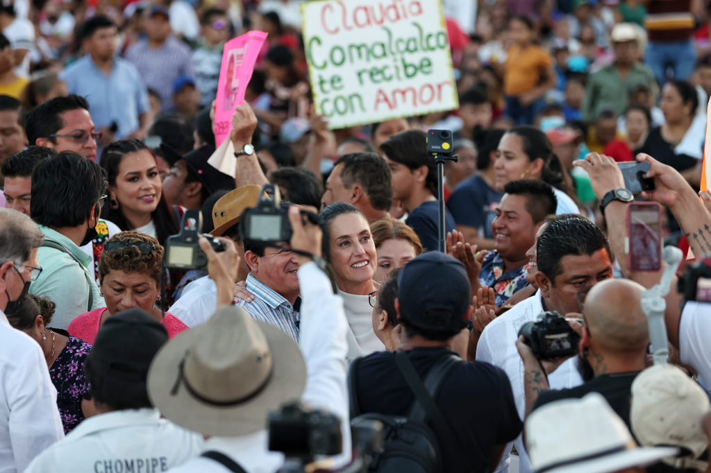 Sheinbaum sigue en campaña, pisa la tierra de su mentor