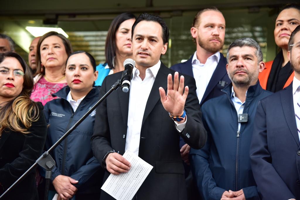 Panistas denuncian a Sheinbaum por homicidio culposo ante Fiscalía