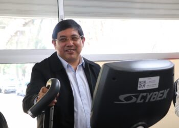 Inauguran en Xochimilco gimnasio de primer nivel