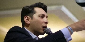 Toma protesta diputado suplente de Christian Von Roehrich