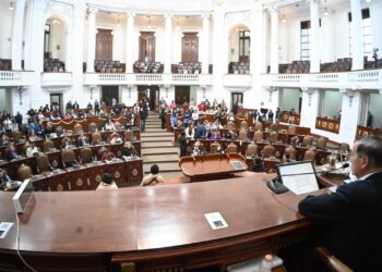 La oposición retrasa el trabajo legislativo en el Congreso CDMX