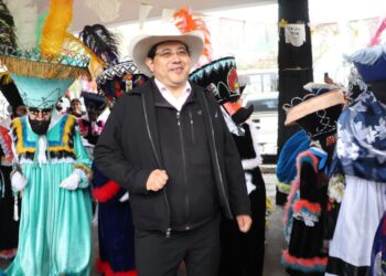 Carnaval Xochimilco 2023, una tradición familiar llena de colorido 