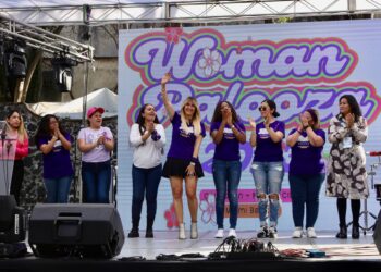 Mujeres alzan la voz en Festival Artístico en Coyoacán