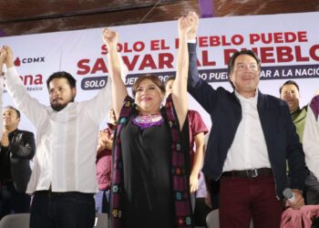 ¡Los Ojos de la Capital!