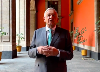 AMLO reaparece, dijo que sí hubo desvanecimiento