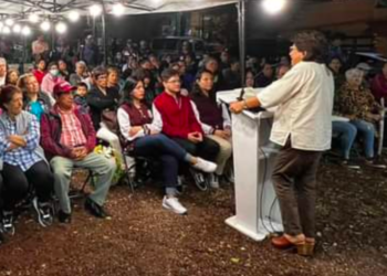 Martha Ávila resalta papel social de la juventud