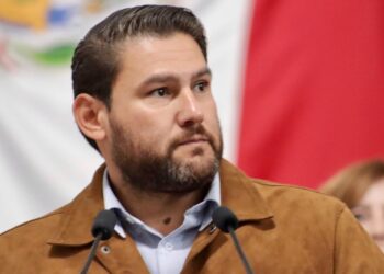 Exigen autonomía a la CDHCMX