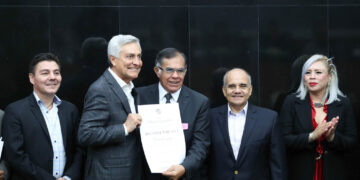 Reconocen en el Senado de la República a Leyendas y promesas del boxeo mexicano