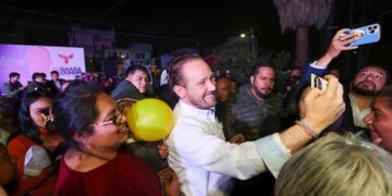 Santiago Taboada desafía a Morena con asamblea vecinal en Iztapalapa
