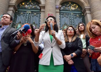 Sheinbaum debe aclarar "moches" de Notimex: panista