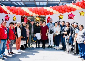 Tláhuac entrega nuevo mercado de Zapotitlán