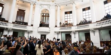Aprueban sancionar la corrupción inmobiliaria en la CDMX