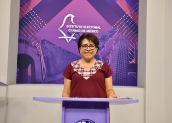 Aníbal Cañez hace el ridículo en debate por la diputación local en Iztapalapa 