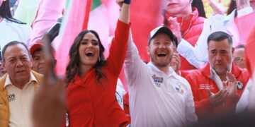 Santiago Taboada impulsa campaña de Alessandra Rojo en Cuauhtémoc
