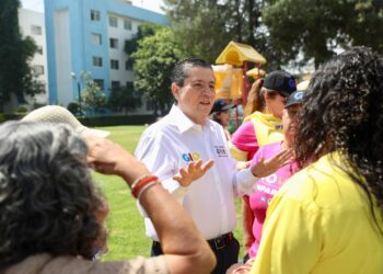 Giovani Gutiérrez promete solucionar demandas en Unidades Habitacionales de Coyoacán