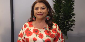 Clara Brugada impulsará aumento al salario de los trabajadores