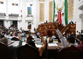 Exigen diputados a la oposición detener "guerra sucia"