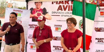 Martha Avila promete dar seguridad a las familias en su patrimonio