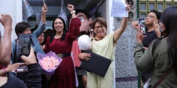 Con gran orgullo y compromiso, Martha Avila recibe Constancia de mayoría como diputada local