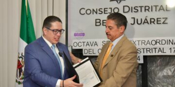 Luis Mendoza ya es alcalde de Benito Juárez, recibe constancia de mayoría