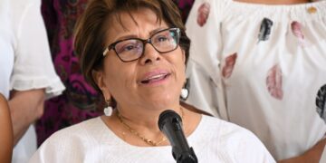 Martha Avila a favor de atender necesidades en Unidades Habitacionales