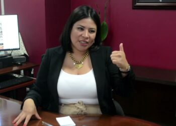 ¡Los Ojos de la Capital!