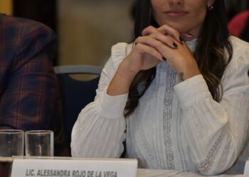 Alcaldes electos de Morena le hacen el feo a Alessandra Alessandra Rojo