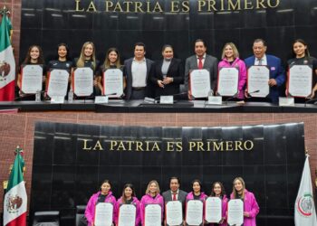 Senado, reconoció a la Selección Nacional de Gimnasia Rítmica en Conjunto