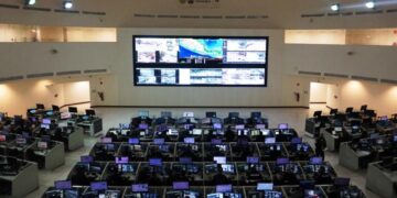 Instalarán cámaras del C5 en patios de escuelas públicas