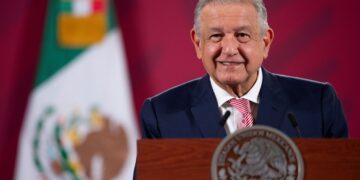 ¡AMLO Rifará Su Reloj! ¿Un Gesto Simbólico o Simple Publicidad?