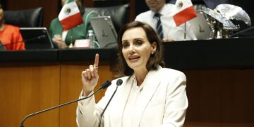 Lilly Téllez arremete contra Noroña en una fuerte confrontación política