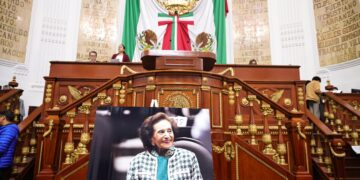 Congreso CDMX rinde homenaje a la maestra Ifigenia Martínez