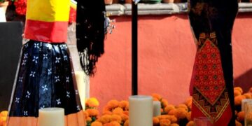 Coyoacán dedica ofrenda a mujeres de México