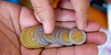 El peso mexicano retrocede: ¿Qué está desestabilizando la moneda?