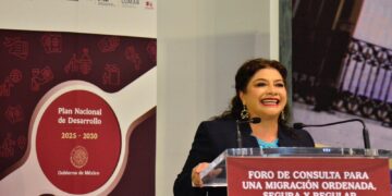 Protección, apoyo y oportunidades ofrece Brugada a migrantes