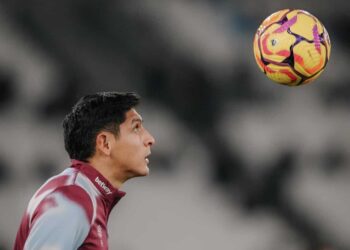 Edson Álvarez y Raúl Jiménez brillan en la Premier League: West Ham vence al Fulham