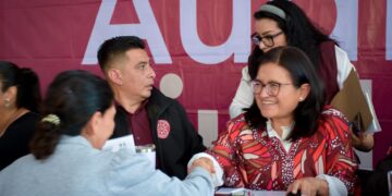 Atienden problemáticas en Audiencia Ciudadana de Iztapalapa