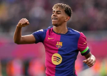 Barcelona toma el control: Yamal y Raphinha encarrilan la eliminatoria