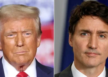 Trump lanza amenaza a Canadá: “Voy a desaparecer su industria automotriz”
