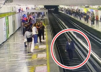 El Metro pide a usuarios no tirar objetos a las vías