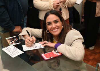 Alcaldesa Rojo de la Vega arriesga sanción por retiro arbitrario de esculturas