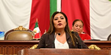 Promesas sin calendario: Diputada Xóchitl Bravo inaugura Parlamento Indígena 2025