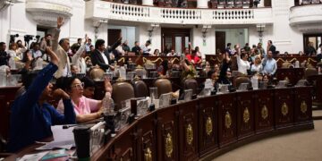 ¡Los Ojos de la Capital!