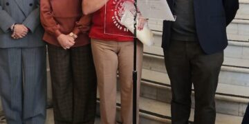 Exigen respeto a mercados ante programas clientelares